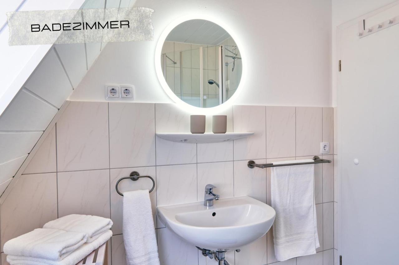 Ferienwohnung Maisonette In Ruhiger Und Zentraler Lage Mit Parkplatz 부숨 외부 사진